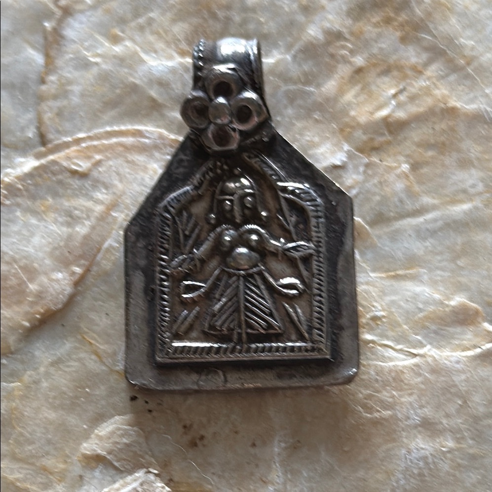 Silver Pendant With Intricate Design Made In India Vintage Piece I Had In Drawer